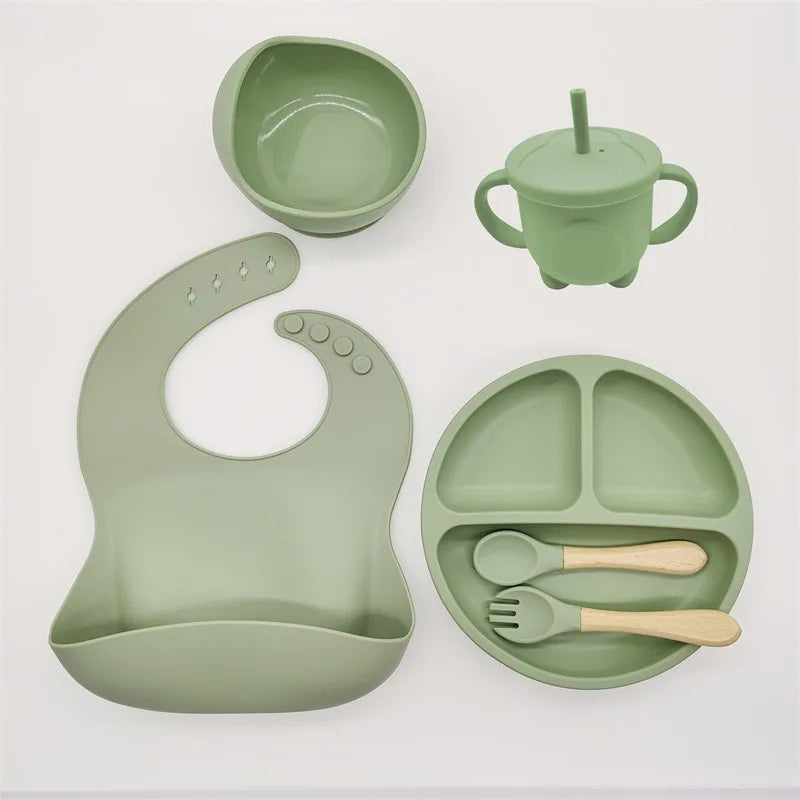 Lunivay Silicone Baby Feeding Set – Suction Bowl & Toddler Utensils