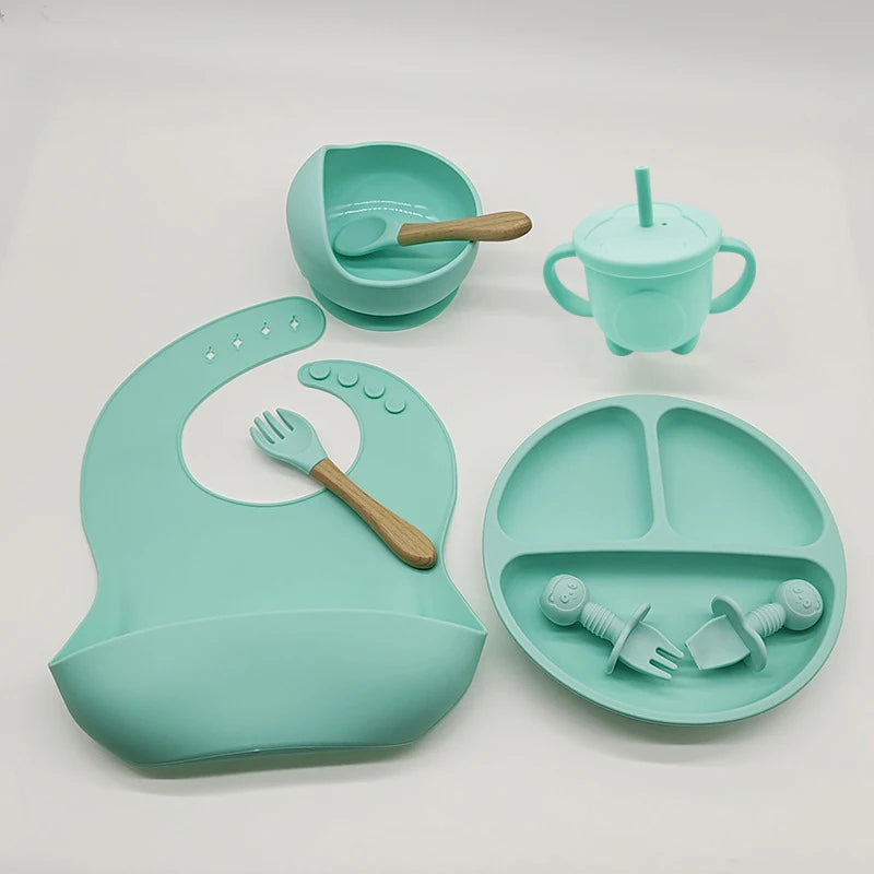 Lunivay Silicone Baby Feeding Set – Suction Bowl & Toddler Utensils