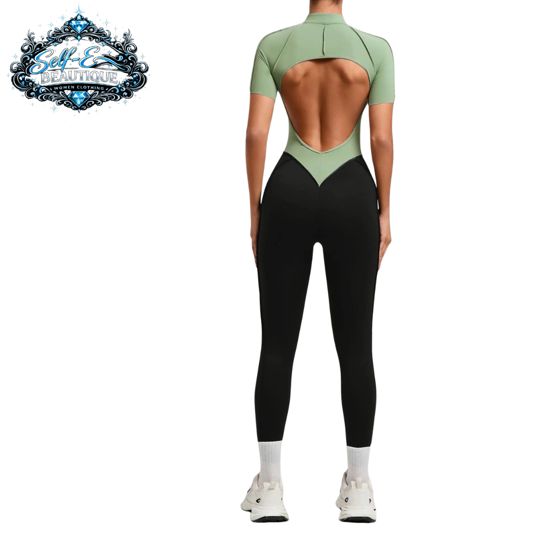 Self-E Beautique short sleeve activewear